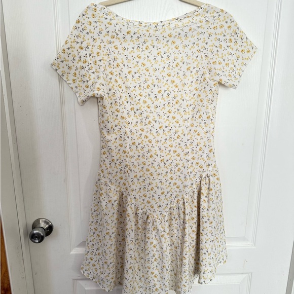 Lobito Floral Mini Dress - Picture 4 of 6